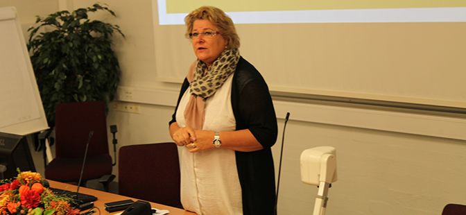 YAMK-seminaari, Pia Ahonen