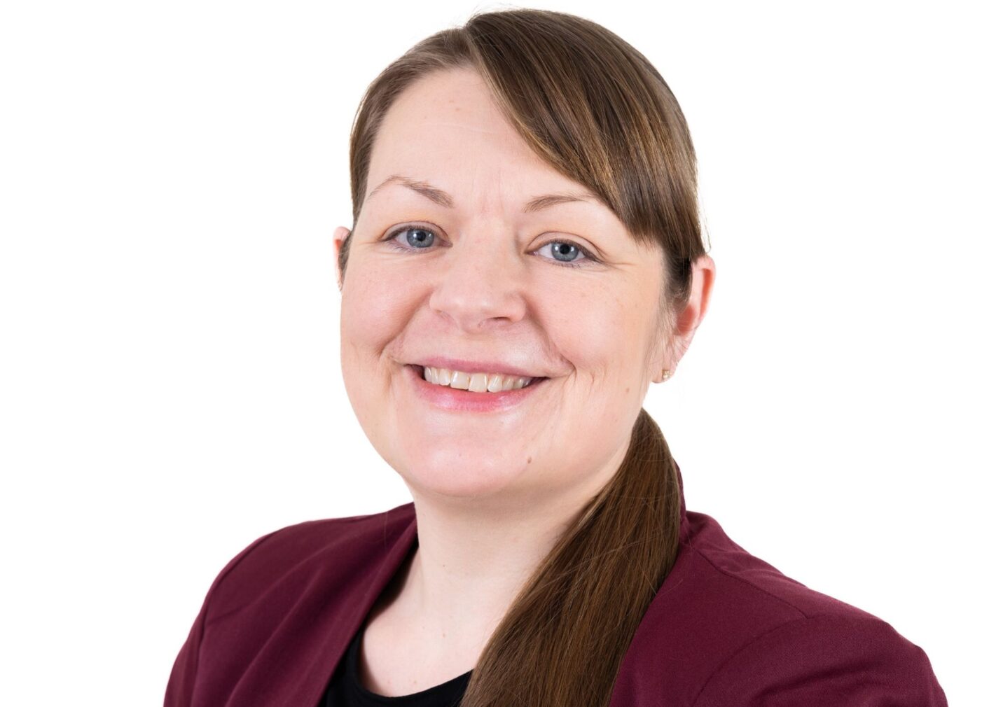 Niina Alho lähikuvassa